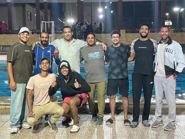 لجنة من الاتحاد المصري للسباحة بنادي مصر للبترول لاختبار 74 لاعبًا ولاعبة ضمن اختبارات النجوم