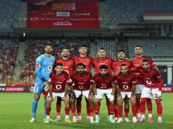 11 غيابًا تضرب الأهلي قبل مواجهة مودرن سبورت في الدوري المصري .. تعرف عليهم