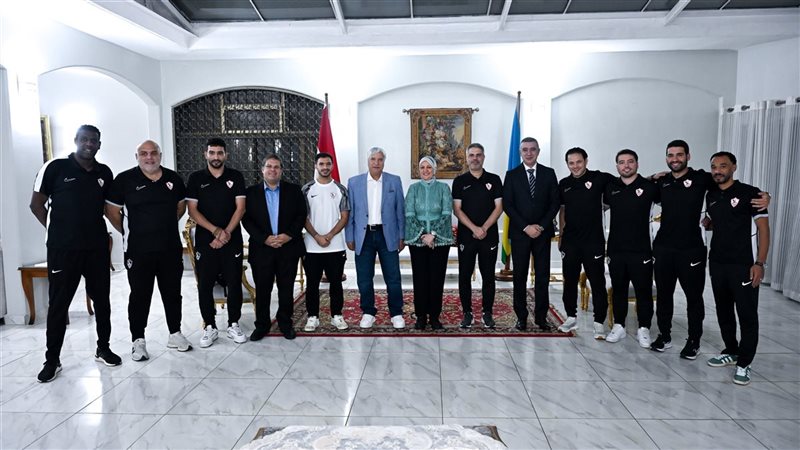 الملعب