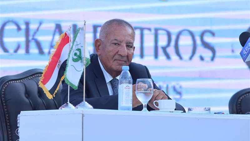 كامل أبوعلي 