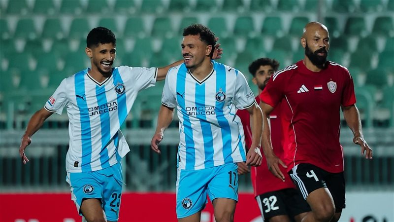الملعب