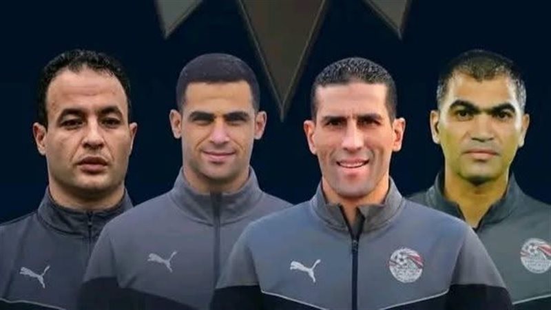 طاقم تحكيم مصري 
