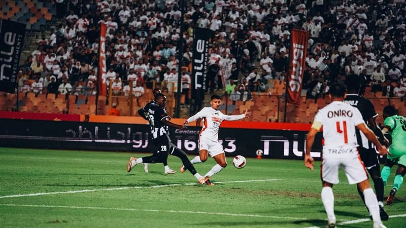 الملعب