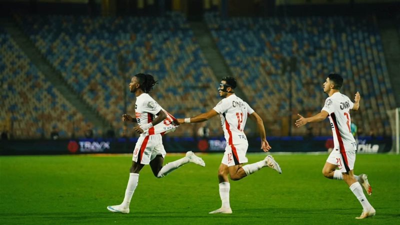 الملعب