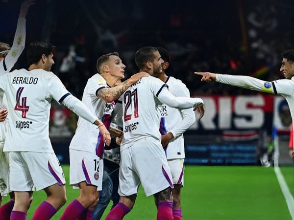 باريس سان جيرمان يكتسح لوهافر بخماسية ويتصدر الدوري الفرنسي