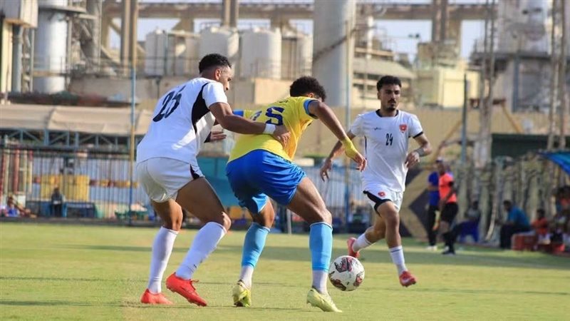 الملعب